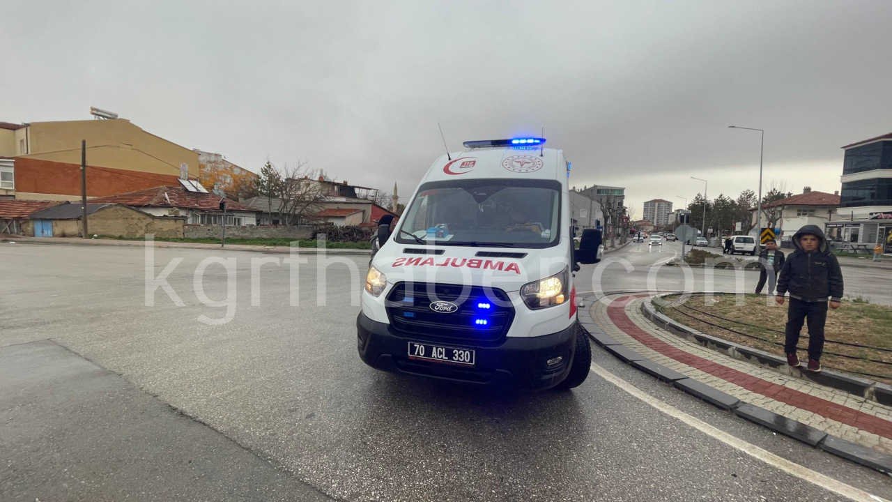 Minibusle Motosiklet Kavsakta Carpisti 1 Yarali0