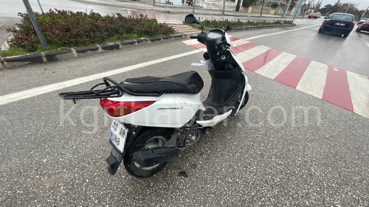 Minibusle Motosiklet Kavsakta Carpisti 1 Yarali6