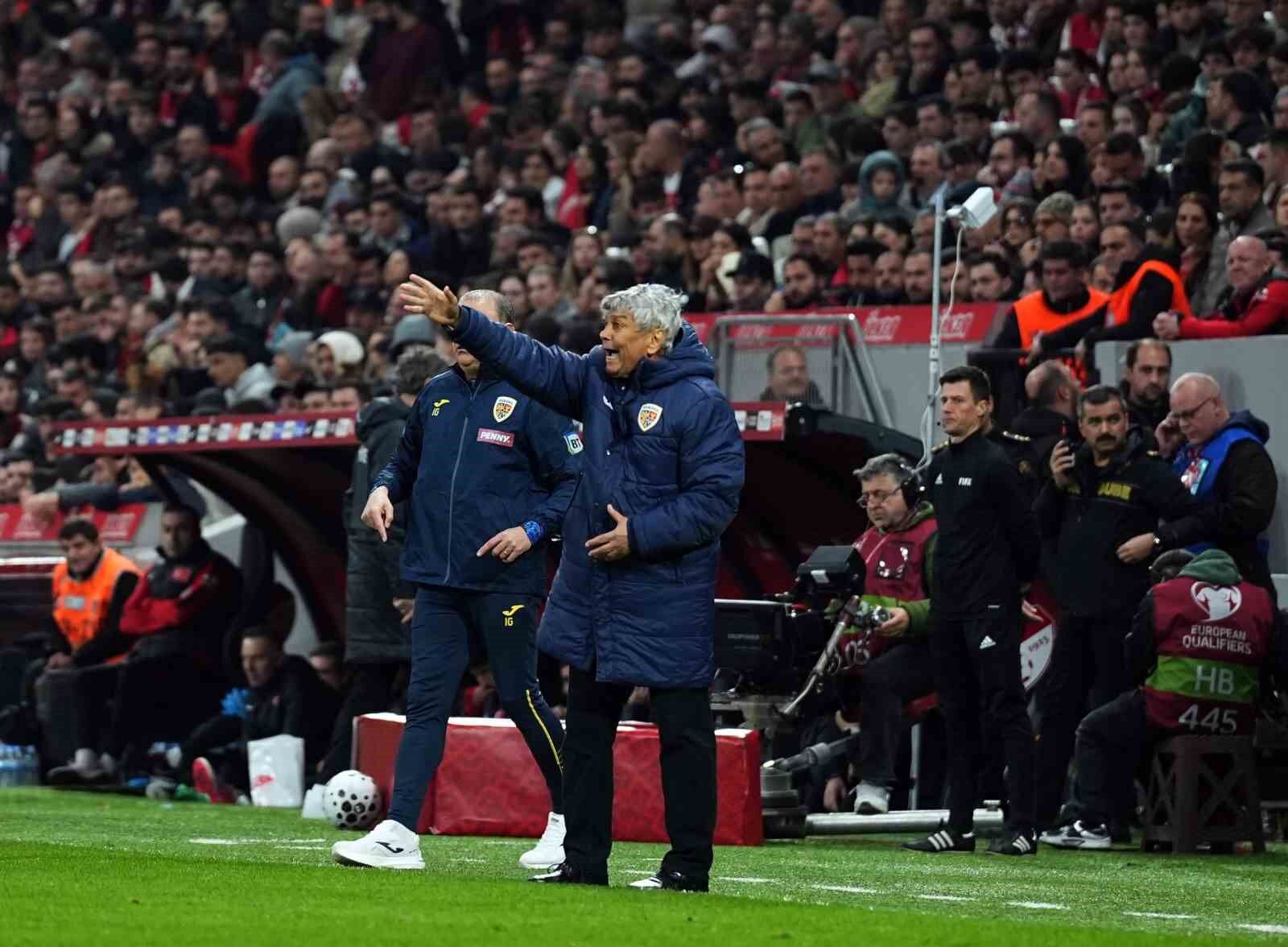 Mircea Lucescu Yogun Bakimda Saglik Durumu Ciddi (3)