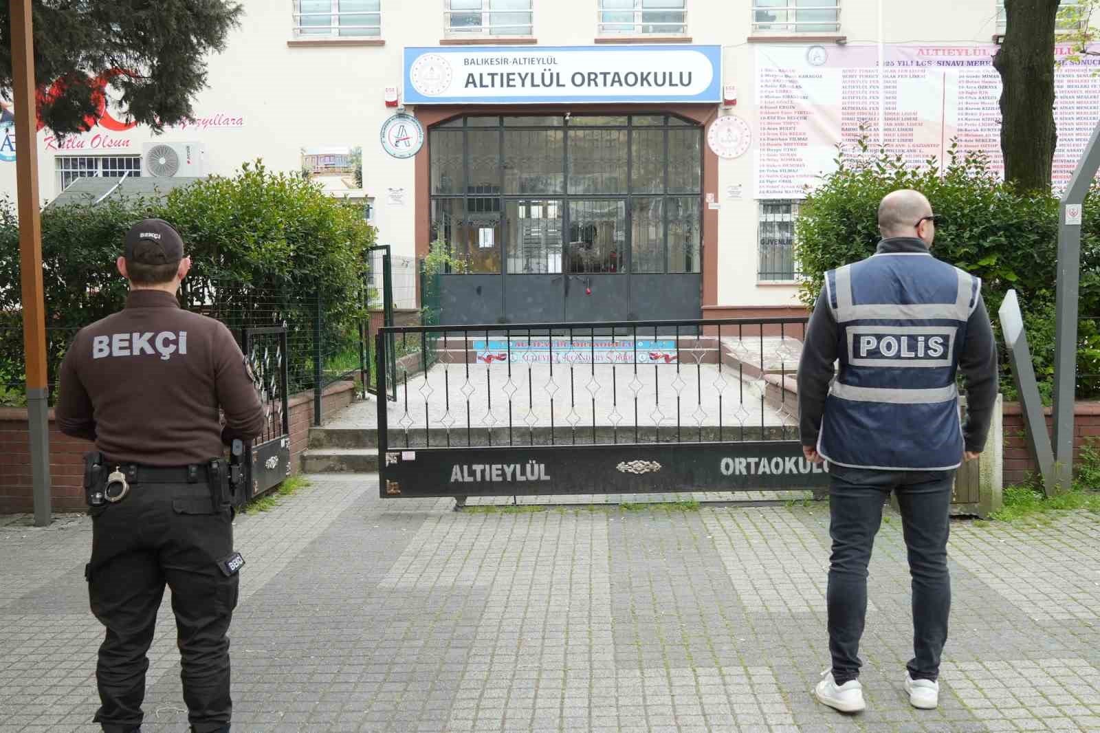 Okullarda Guvenlikte Yeni Donem Siki Tedbirler Geliyor (2)