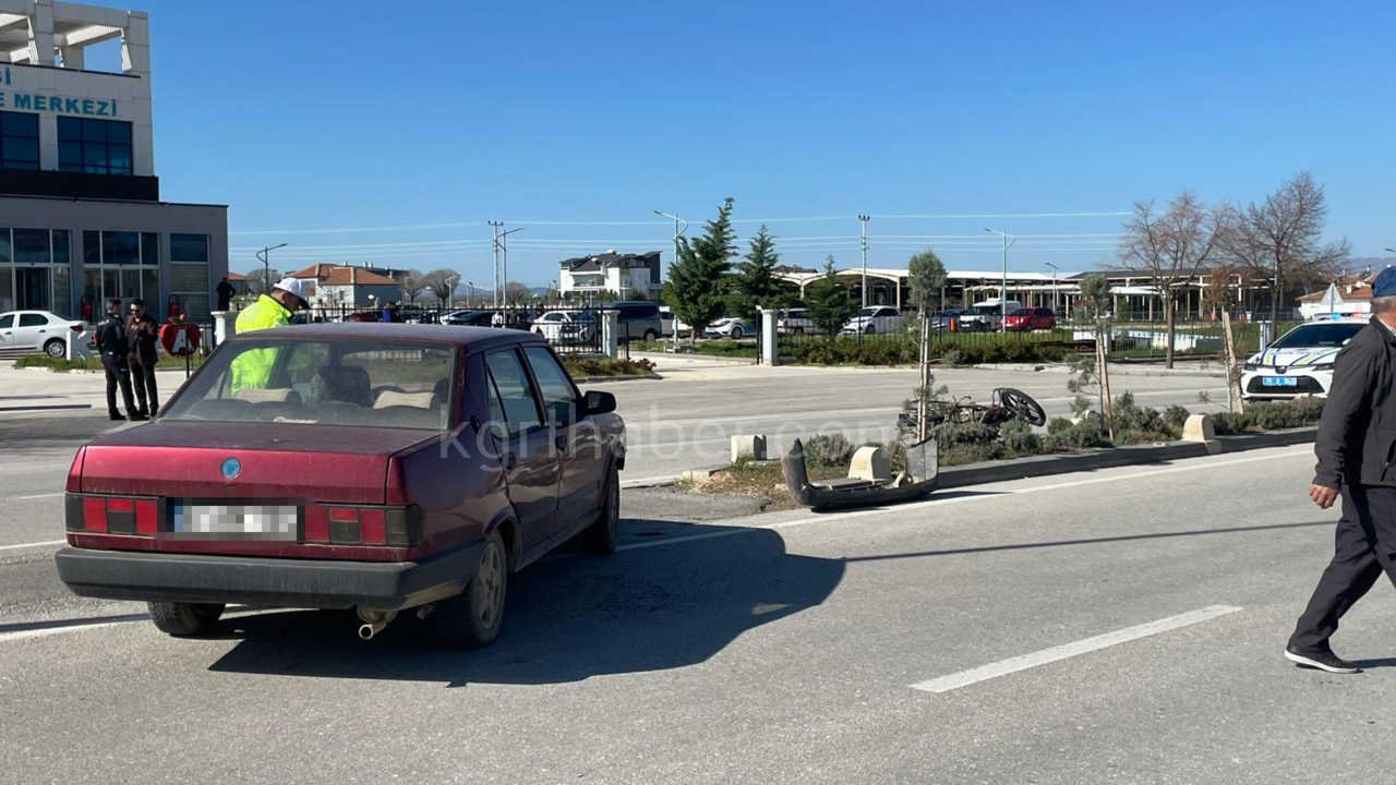 Otomobille Carpisan Motosiklet Karsi Seride Suruklendi 1 Yarali2