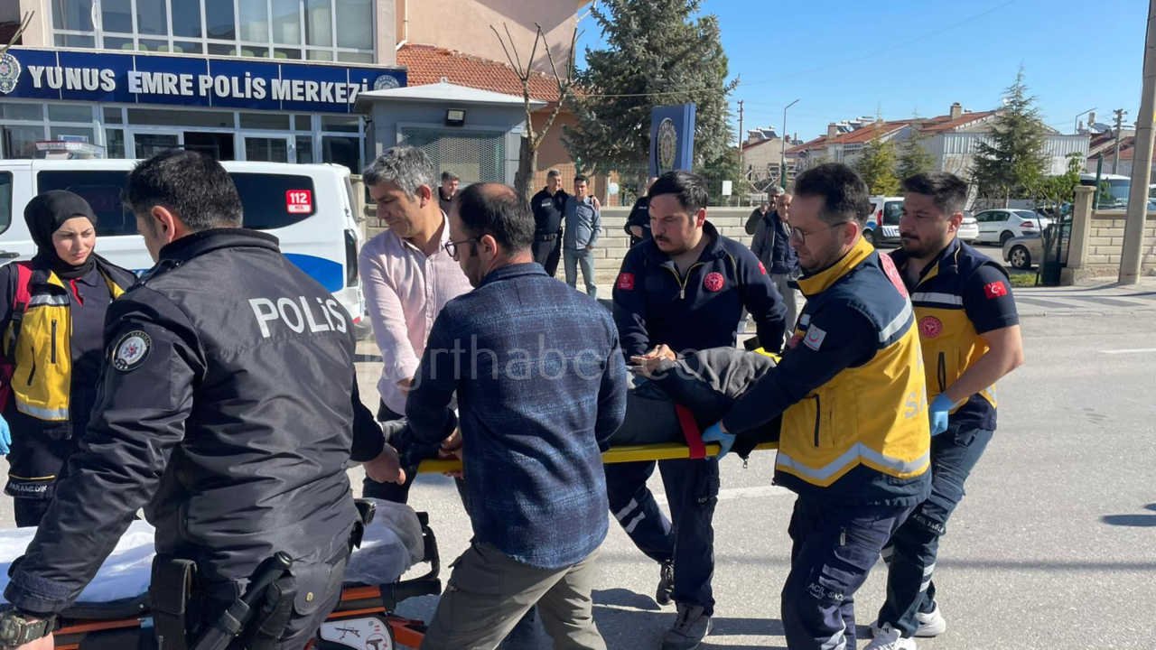 Otomobille Carpisan Motosiklet Karsi Seride Suruklendi 1 Yarali4