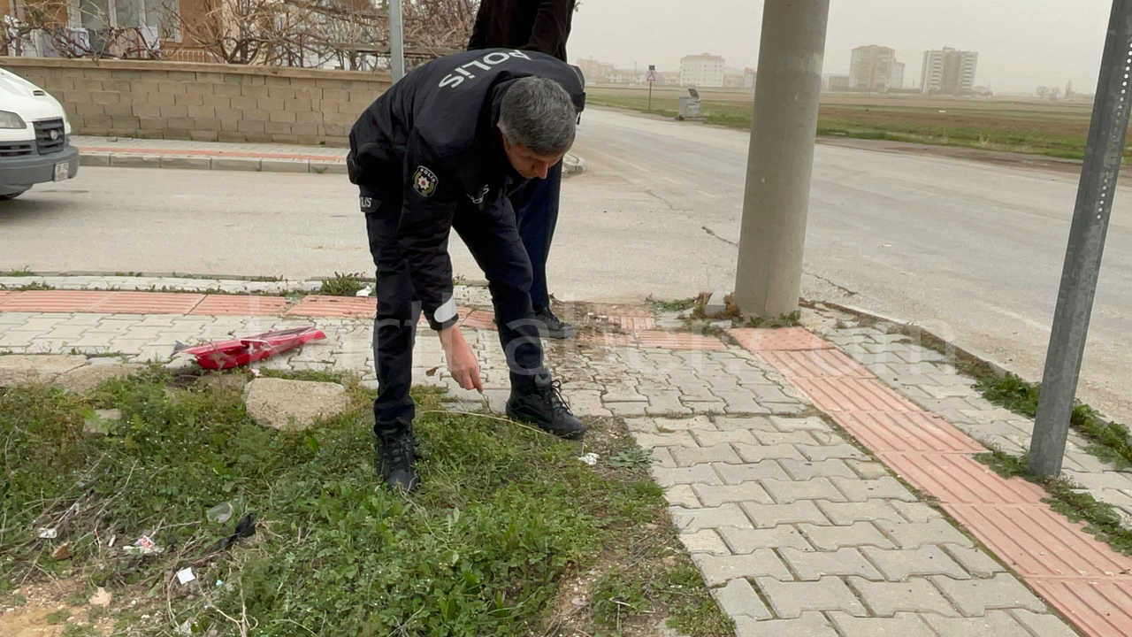 Otomobille Carpisan Motosikletli Genc Yaralandi1