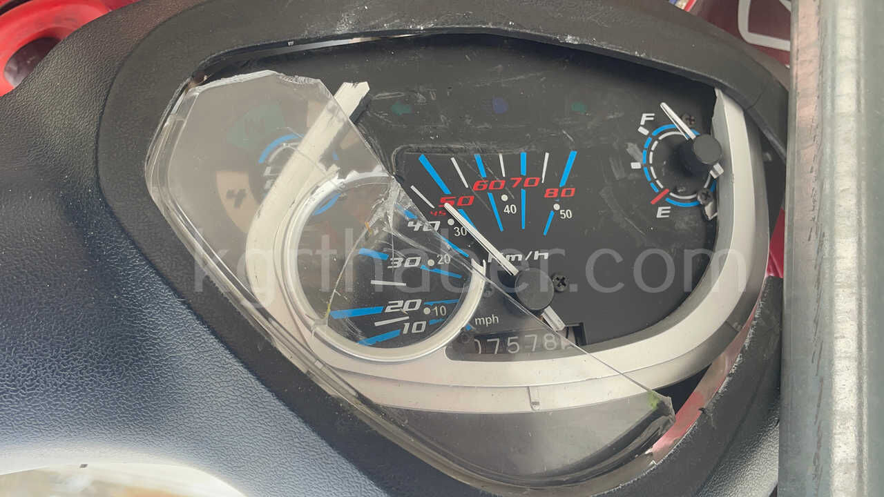 Otomobille Carpisan Motosikletli Genc Yaralandi5