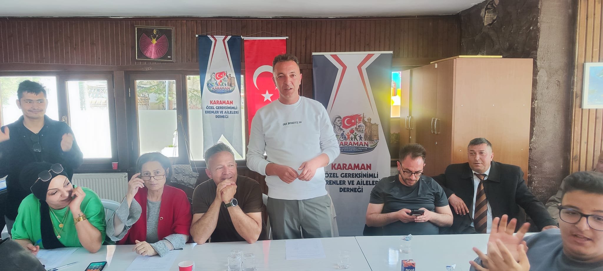 Ozel Gereksinimli Bireylerin Derneginde Genel Kurul Heyecani (3)