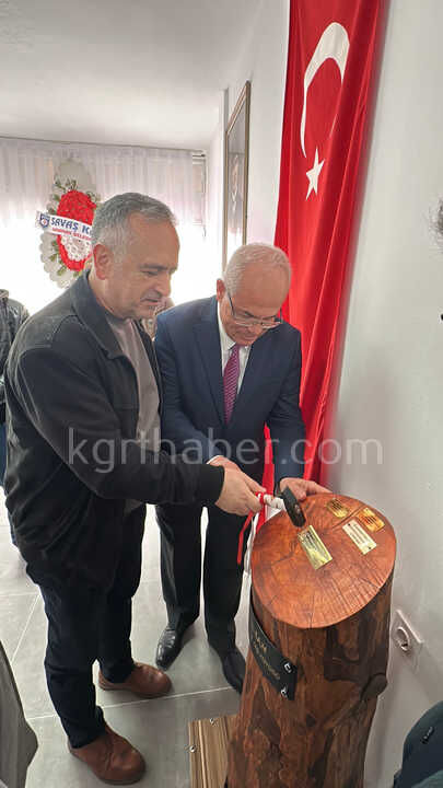 Sair Ve Yazarlar Karamanda Tek Cati Altinda Toplandi2