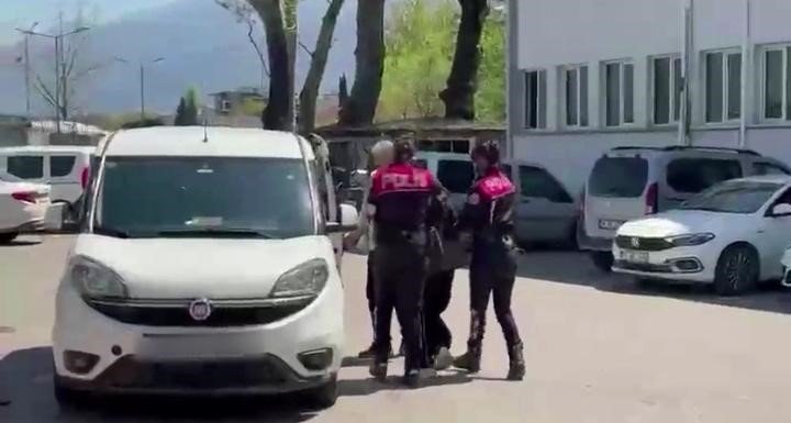 Tiktok Canli Yayininda Kanli Kavga Bursada Bir Kadin Bicaklandi (1)