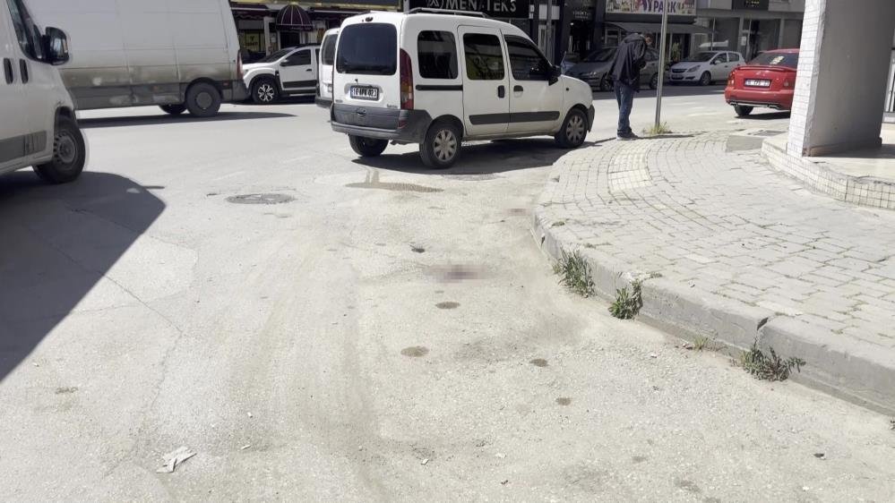 Tiktok Canli Yayininda Kanli Kavga Bursada Bir Kadin Bicaklandi (3)