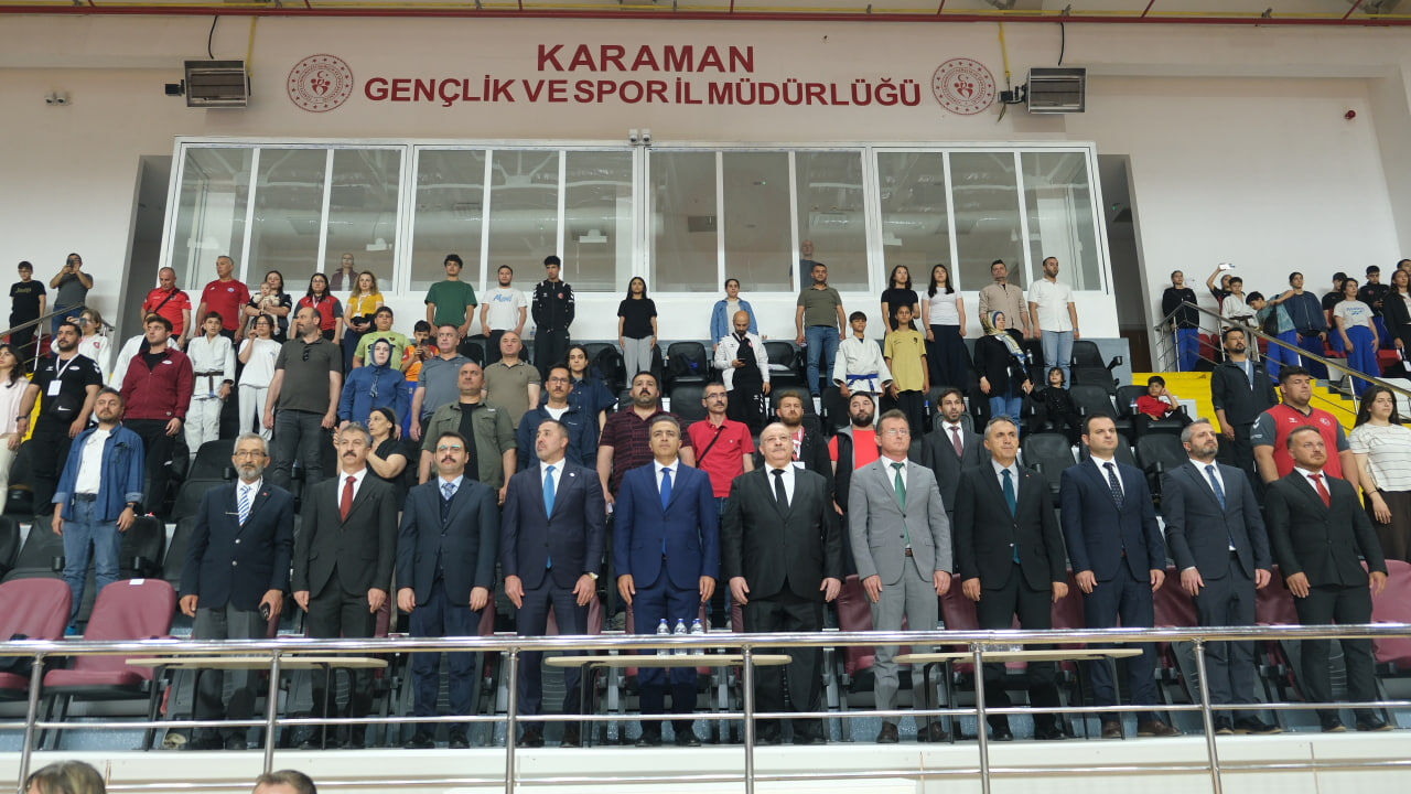 749 Turk Dil Bayrami Geride Kaldi Hafizalarda Kelimeler Mi Kaldi Yoksa Spor Musabakalari Mi (4)