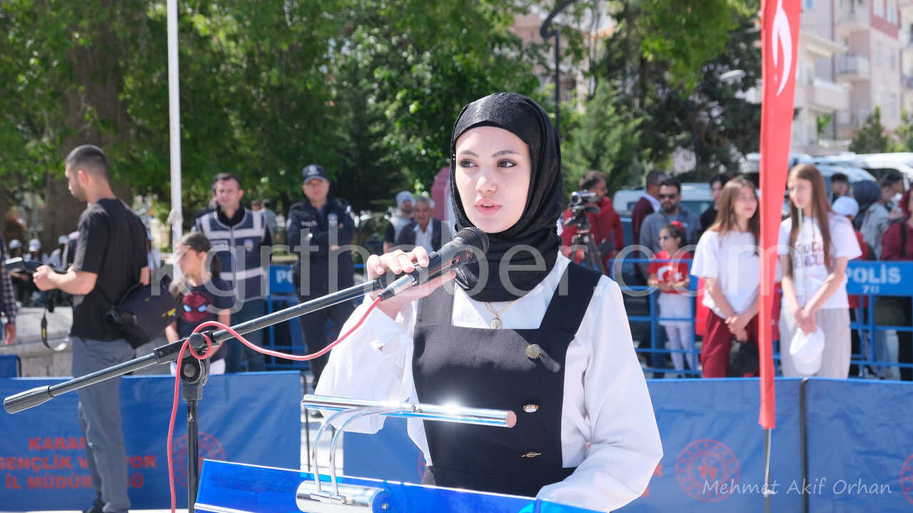 Karamanda 19 Mayis Coskuyla Kutlandi10