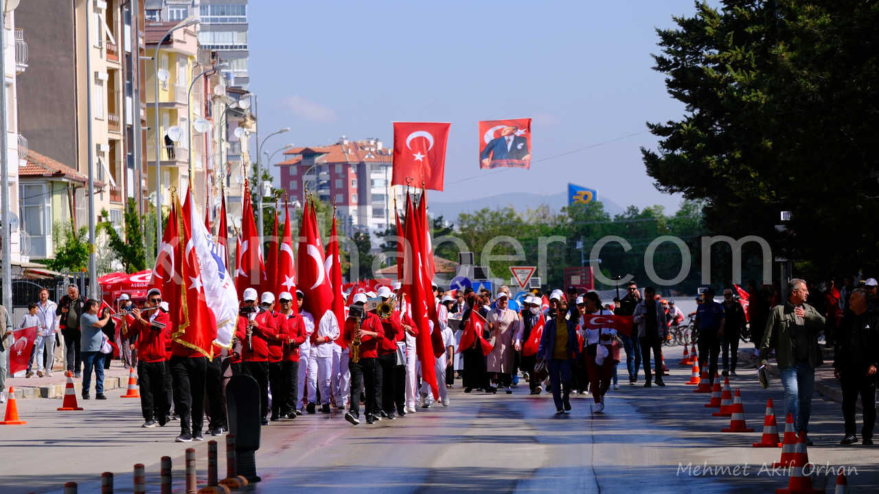 Karamanda 19 Mayis Coskuyla Kutlandi29