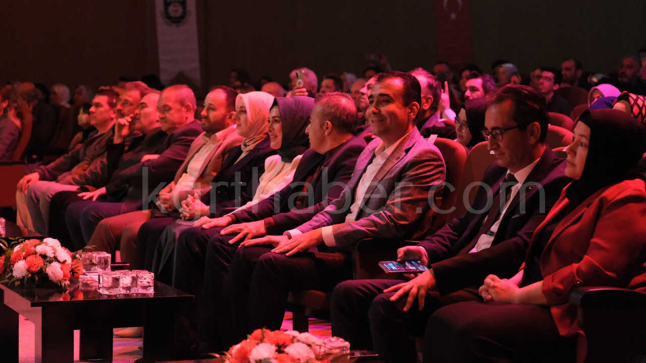 Karamanda Dilimizin Renkleri Konseri Buyuk Begeni Topladi17