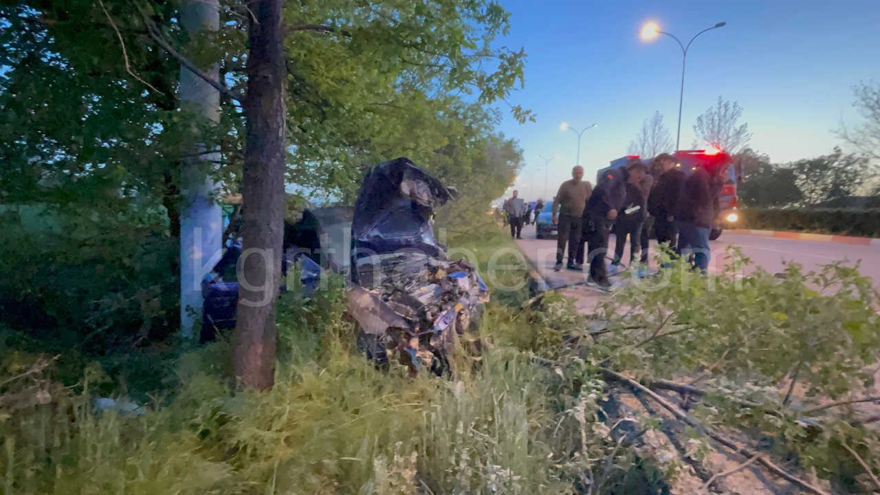 Karamanda Dugun Konvoyunda Feci Kaza 1 Olu 1 Yarali (2)