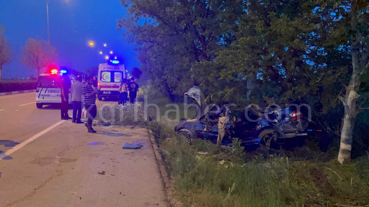 Karamanda Dugun Konvoyunda Feci Kaza 1 Olu 1 Yarali (3)