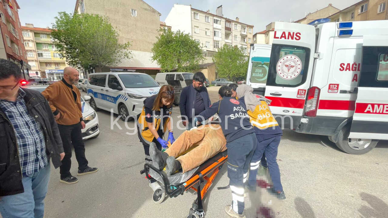 Karamanda Elektrikli Bisikletin Altinda Kalan Yasli Adam Yaralandi10