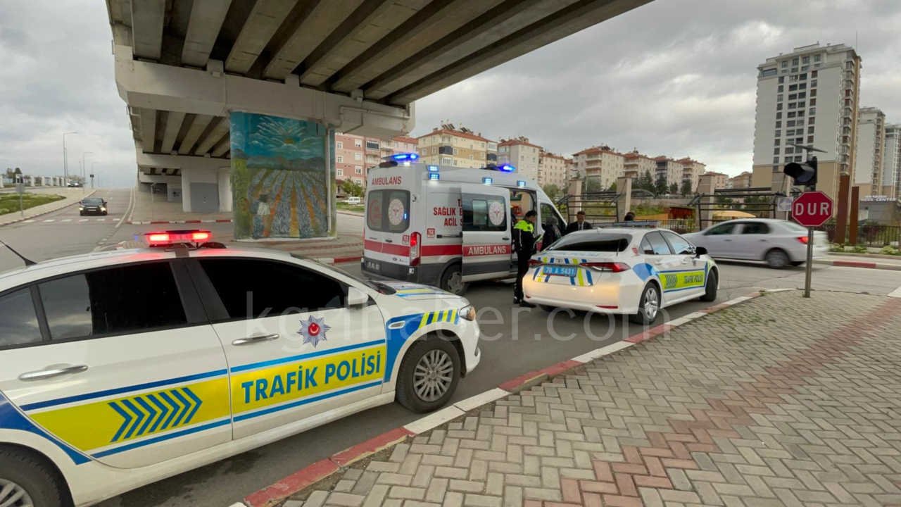 Karamanda Otomobil Motosiklete Arkadan Carpti 1 Yarali1