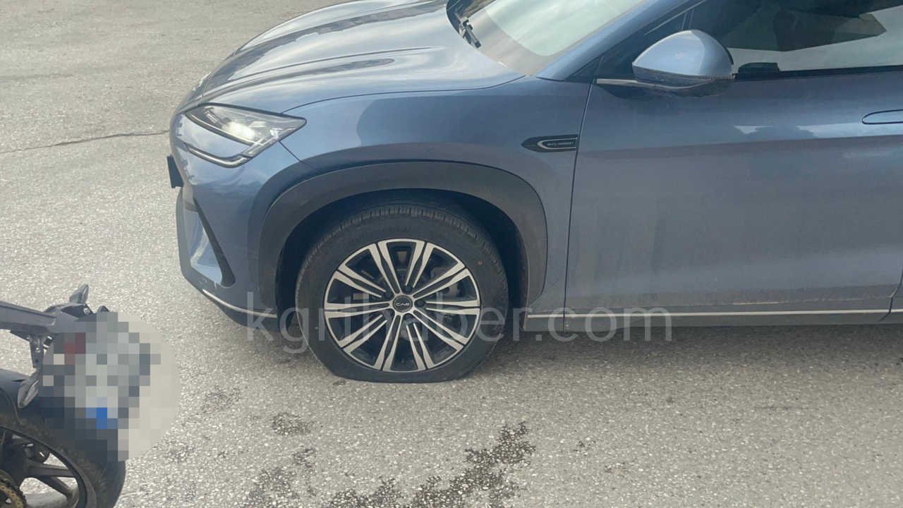 Karamanda Otomobil Motosiklete Arkadan Carpti 1 Yarali4