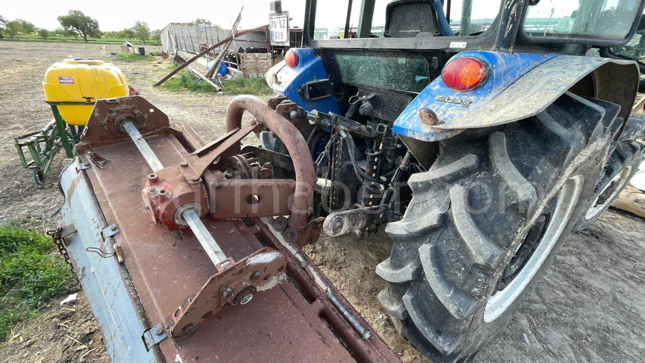 Karamanda Traktor Saftina Kolu Sikisan Sahis Yaralandi3