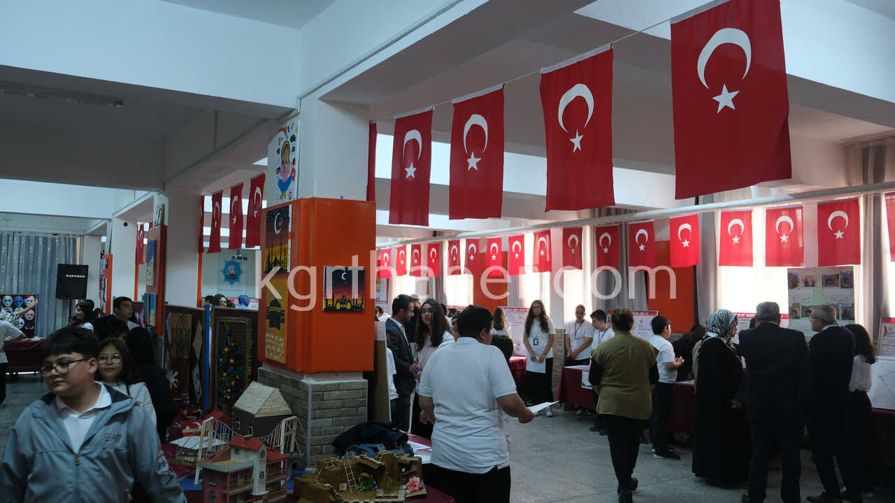 Karamanda Tubitak 4006 Bilim Fuari Heyecani1