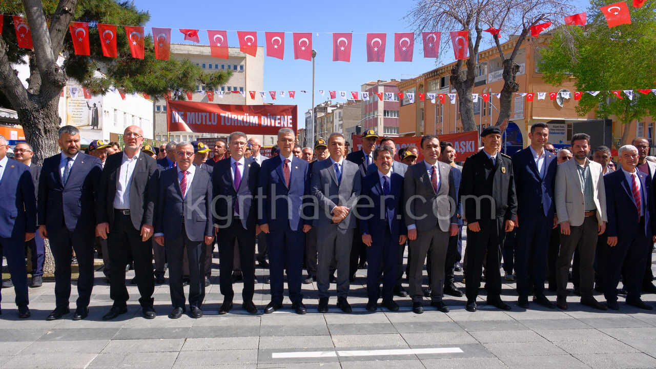 Karamanda Turk Dil Bayrami Coskusu Turk Dili Yuruyusu Gerceklestirildi10