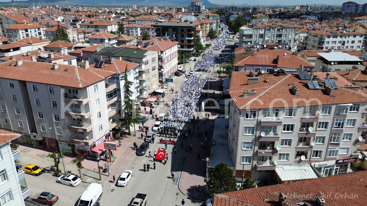 Karamanda Turk Dil Bayrami Kutlamalarinda Renkli Goruntuler19