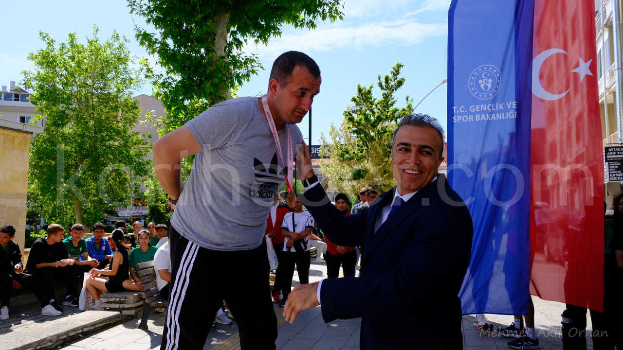 Karamanda Turk Dil Bayrami Ve Yunus Emre Halk Kosusu Heyecani3