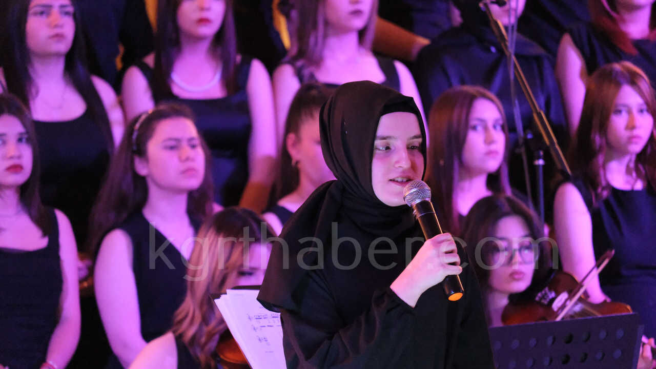 Lisenin Yil Sonu Konserinde Gorme Engelli Firdevs Performansiyla Geceye Damga Vurdu5