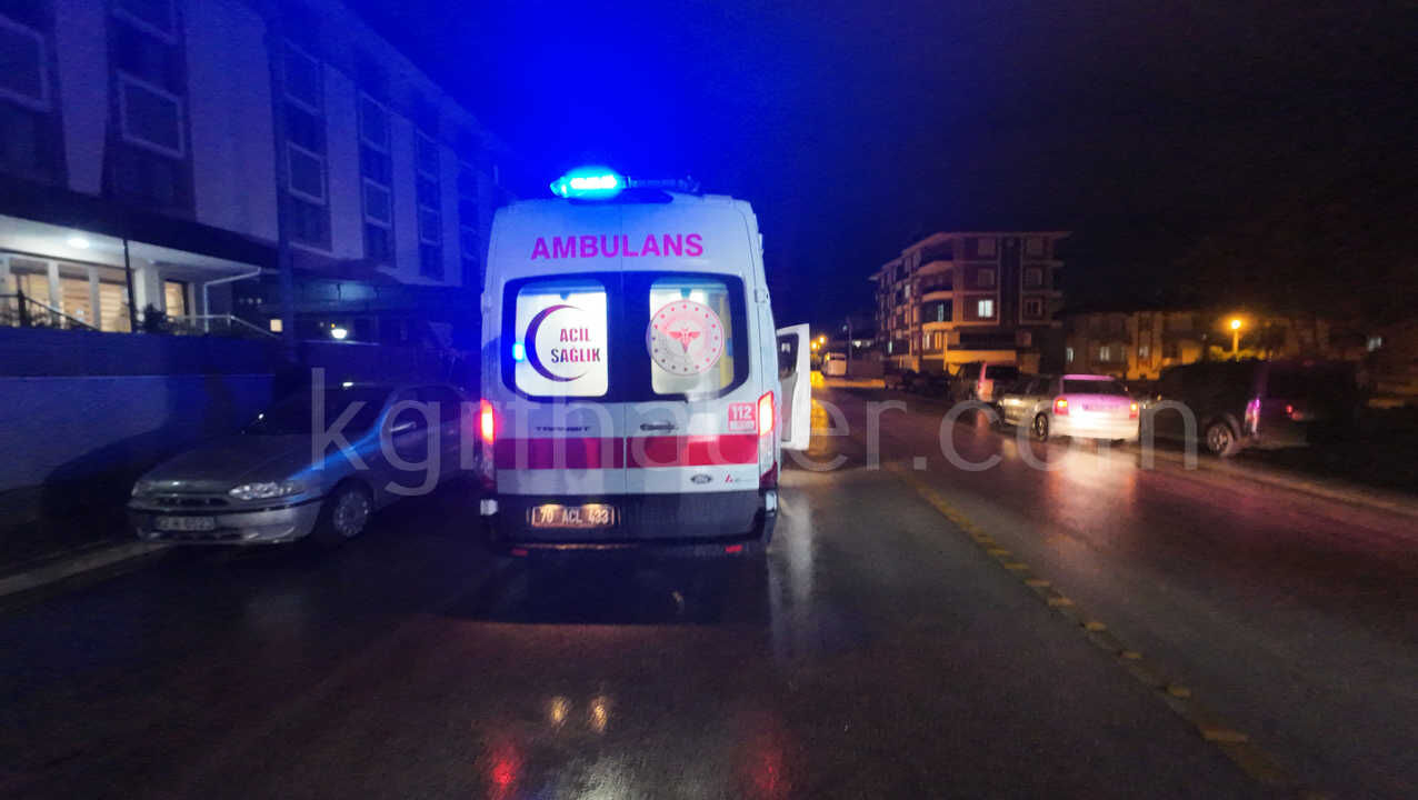Otomobil Yolun Karsisina Gecmeye Calisan Yasli Adama Carpti 1 Yarali1