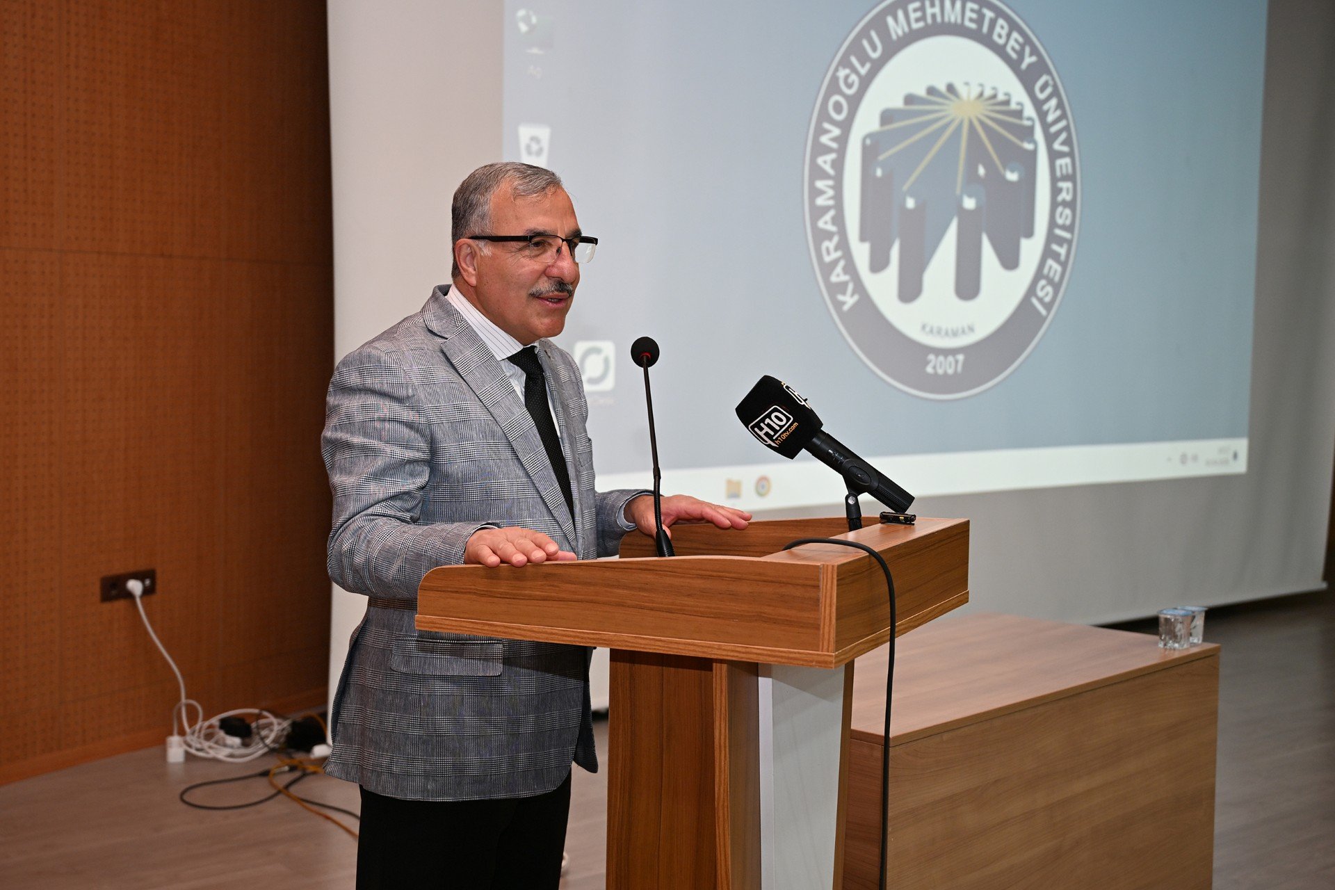 Rektor Gavgali Karamanda Saglik Hizmetlerine Erisimi Artiriyoruz (1)