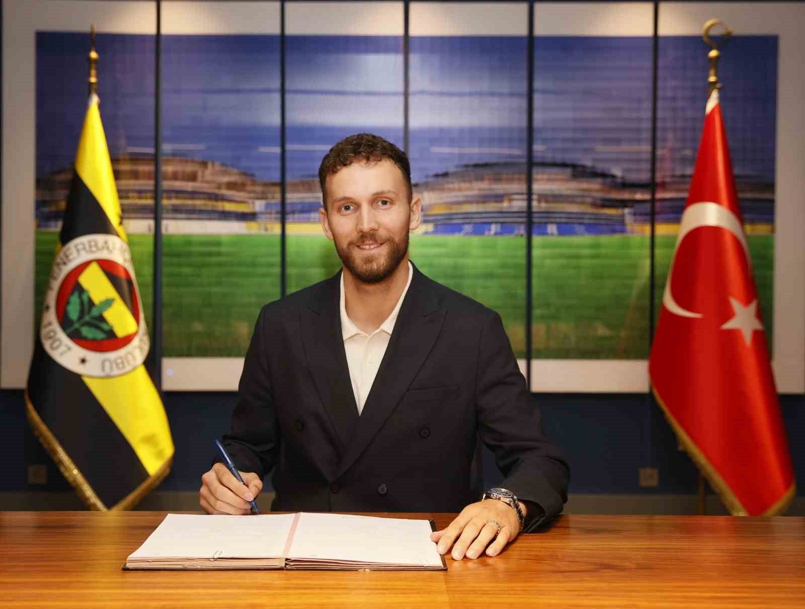 Tarik Cetin Icin Surpriz Iddia Trabzonspora Transfer Gundemde (2)