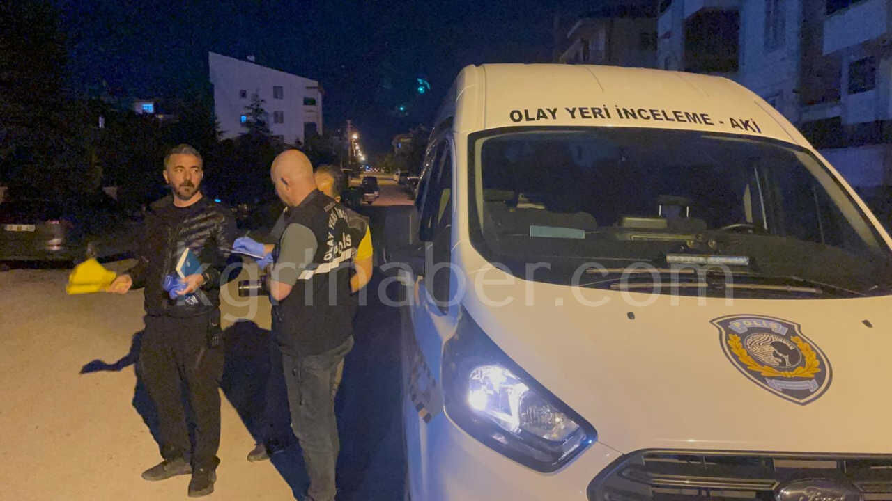 Tartistigi Dini Nikahli Kocasini Karnindan Bicakladi 1 Yarali3