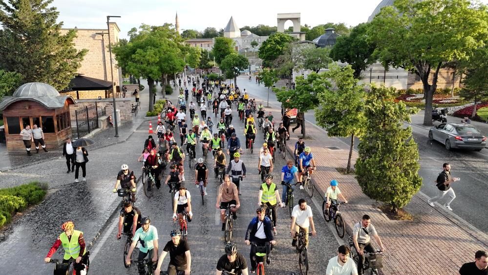 31 Ilcede Es Zamanli Pedal Cevirdiler1