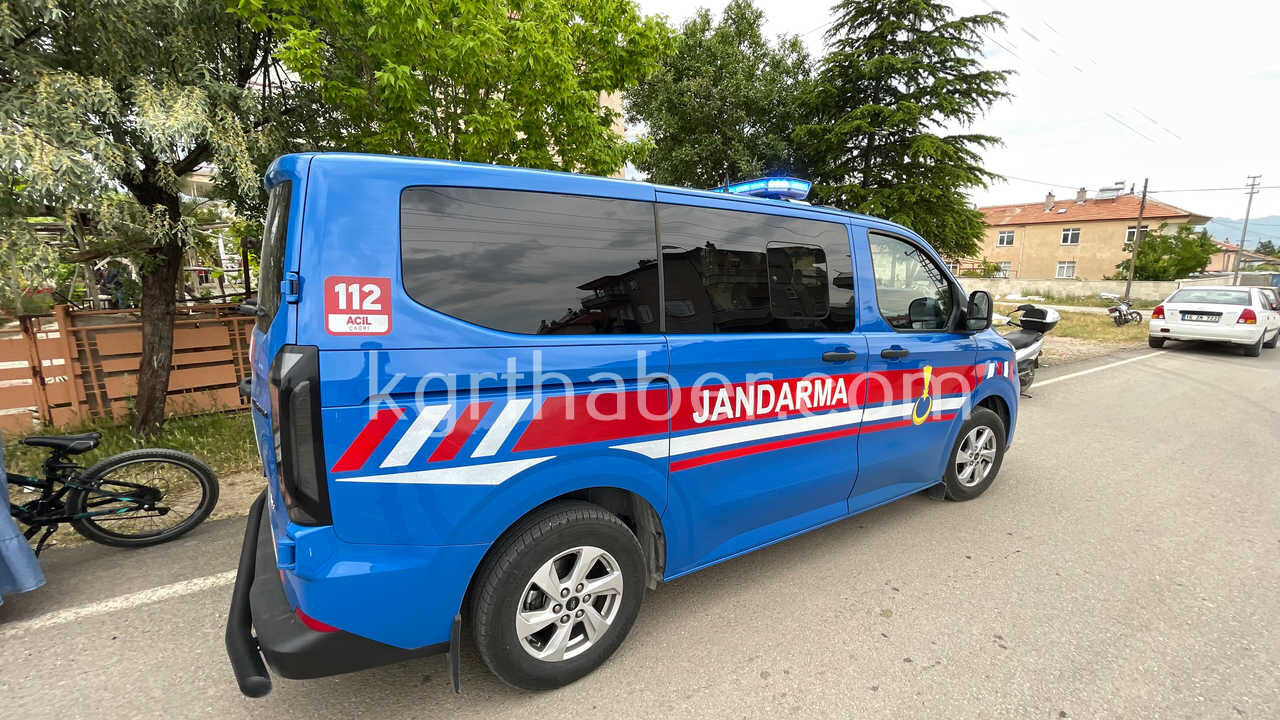 Evin Mustemilatinda Korkutan Yangin4