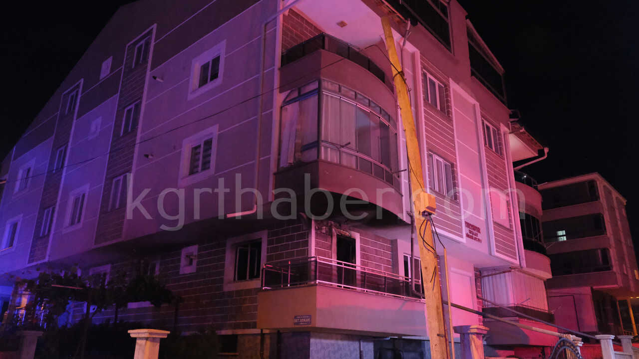 Karamanda Apartman Dairesinde Patlama 3 Yarali4