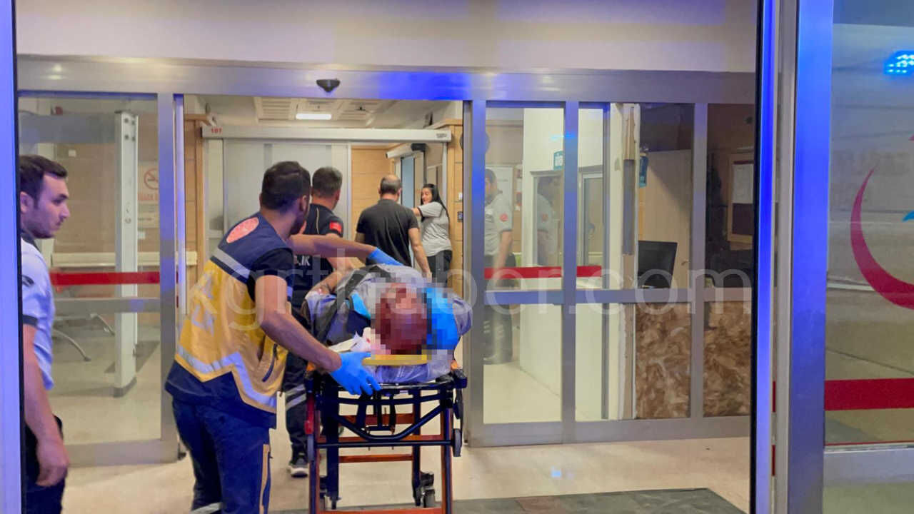 Karamanda Belediye Iscisine Hafif Ticari Arac Carpti 1I Agir 2 Yarali3