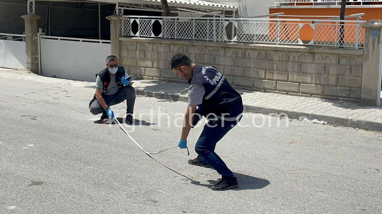 Karamanda Bicakli Kavga 1 Agir Yarali (2)
