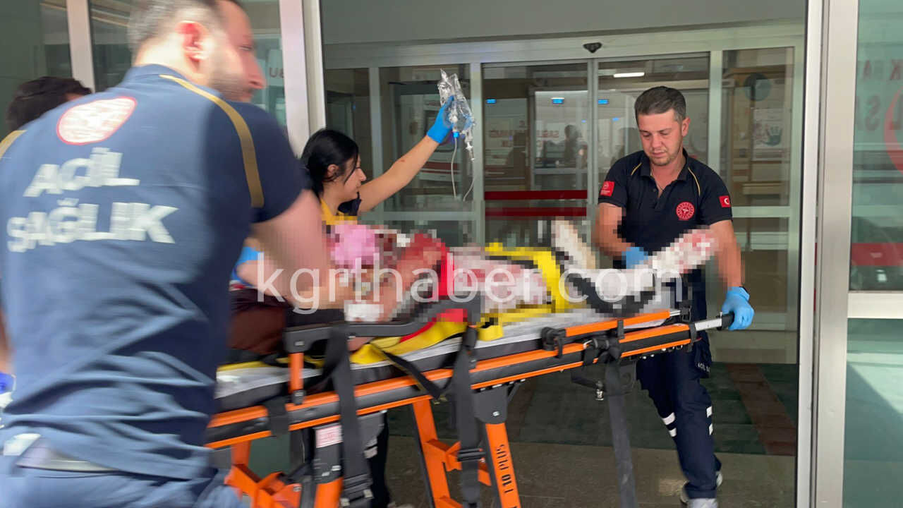 Karamanda Bicakli Kavga 1 Agir Yarali (6)