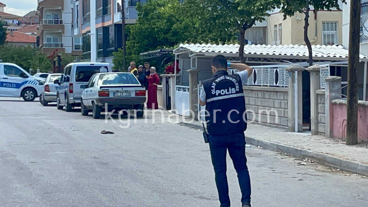 Karamanda Bicakli Kavga 1 Agir Yarali (9)