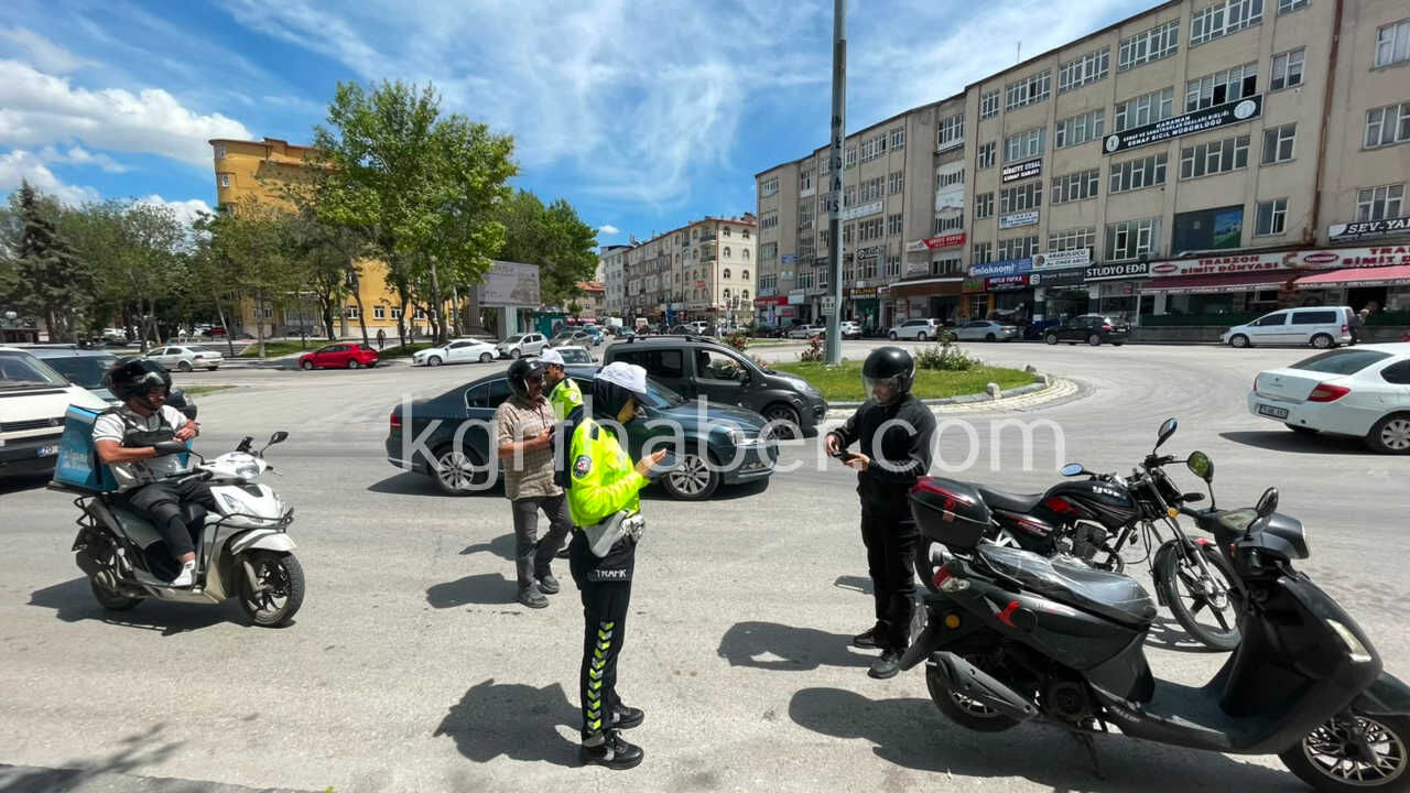 Karamanda Havalarin Isinmasiyla Artan Motosikletlere Siki Denetim3