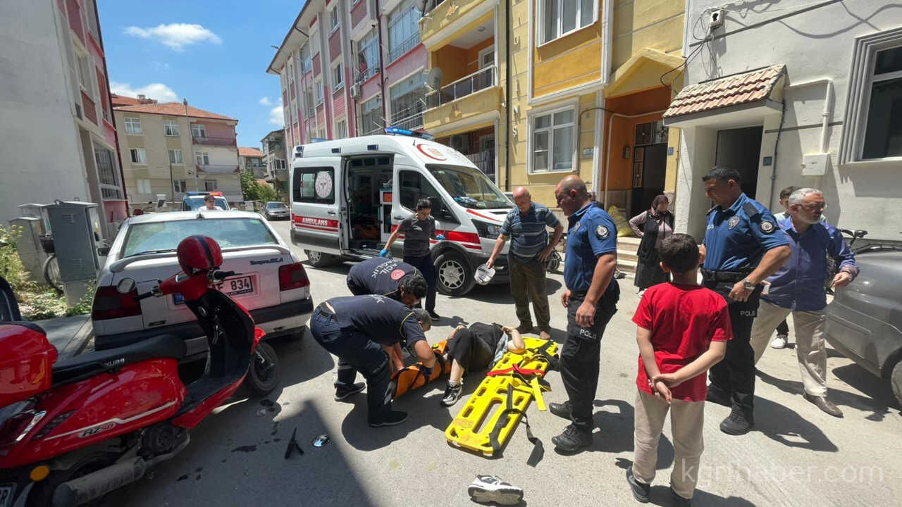 Karamanda Otomobil Ile Motosiklet Carpisti Anne Ve Kizi Yaralandi2