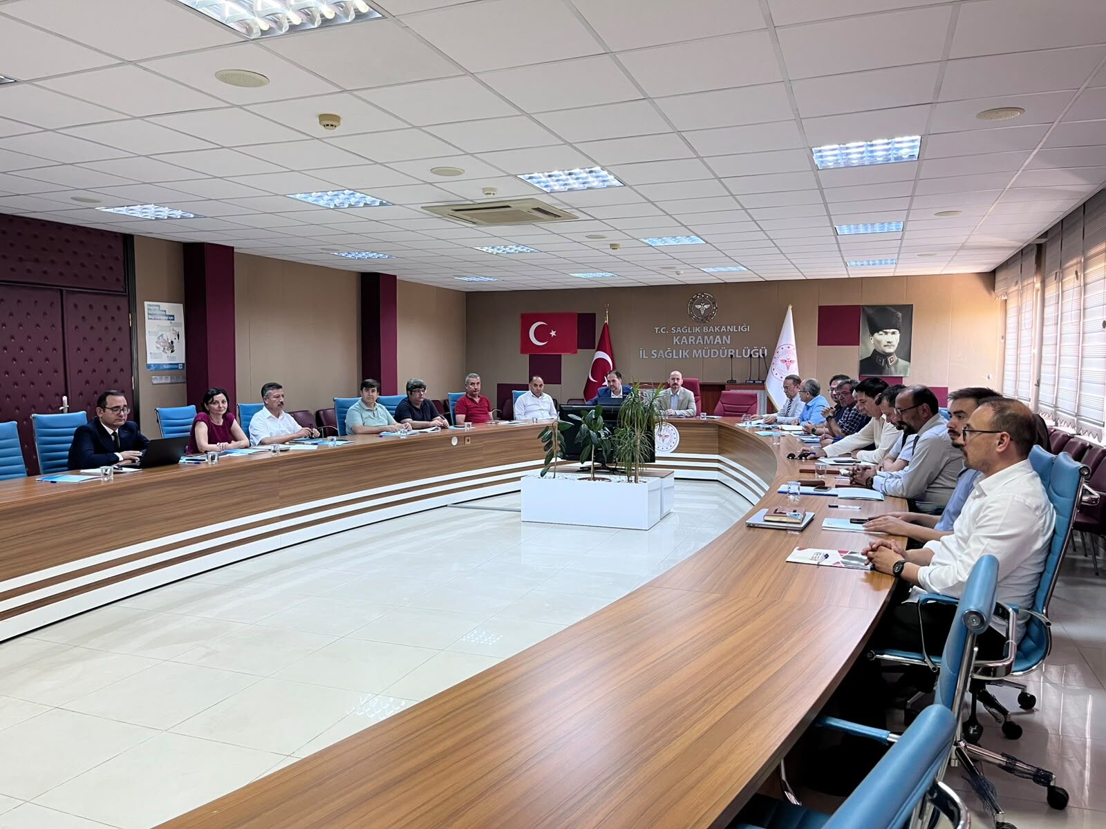 Karamanda Saglik Hizmetleri Degerlendirme Toplantisi Yapildi (2)