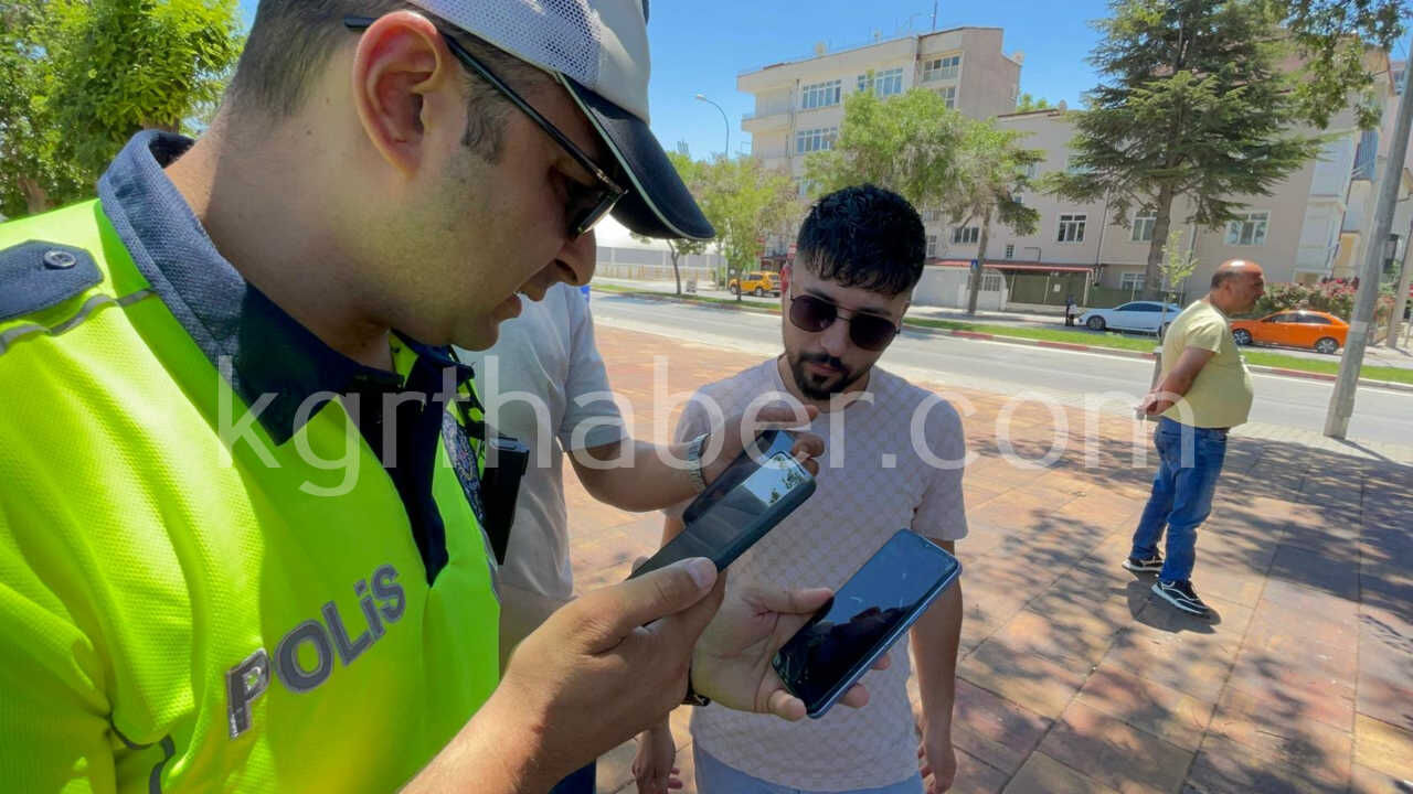 Karamanda Taksicilerden Musteri Kiligina Girerek Korsan Takibi 100 Bin Lira Ceza Kesildi0