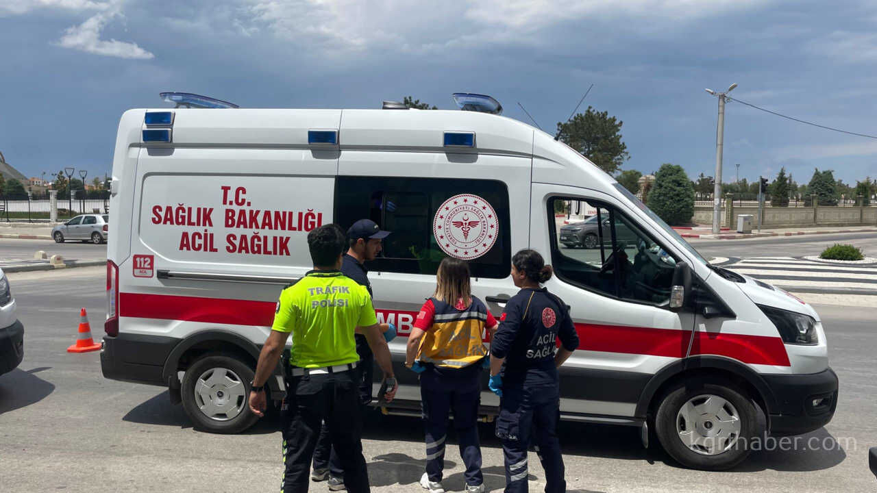 Kavsakta Korkutan Kaza 2 Kisi Yarali10