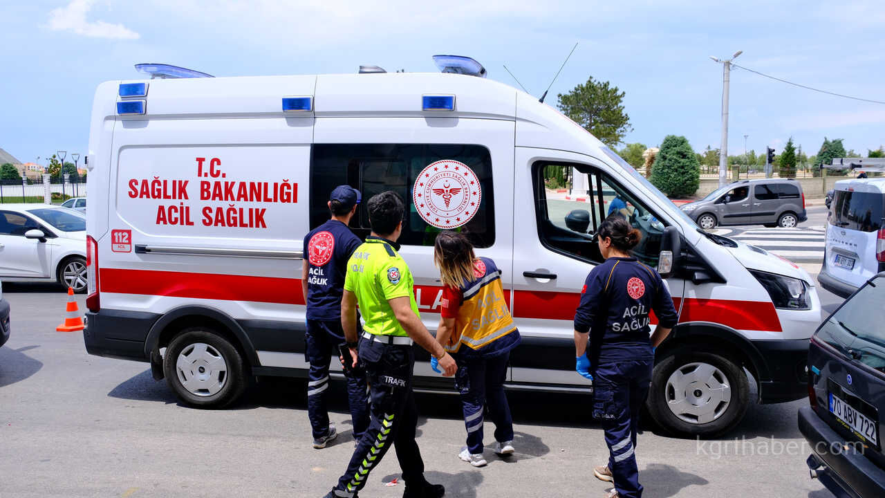 Kavsakta Korkutan Kaza 2 Kisi Yarali4