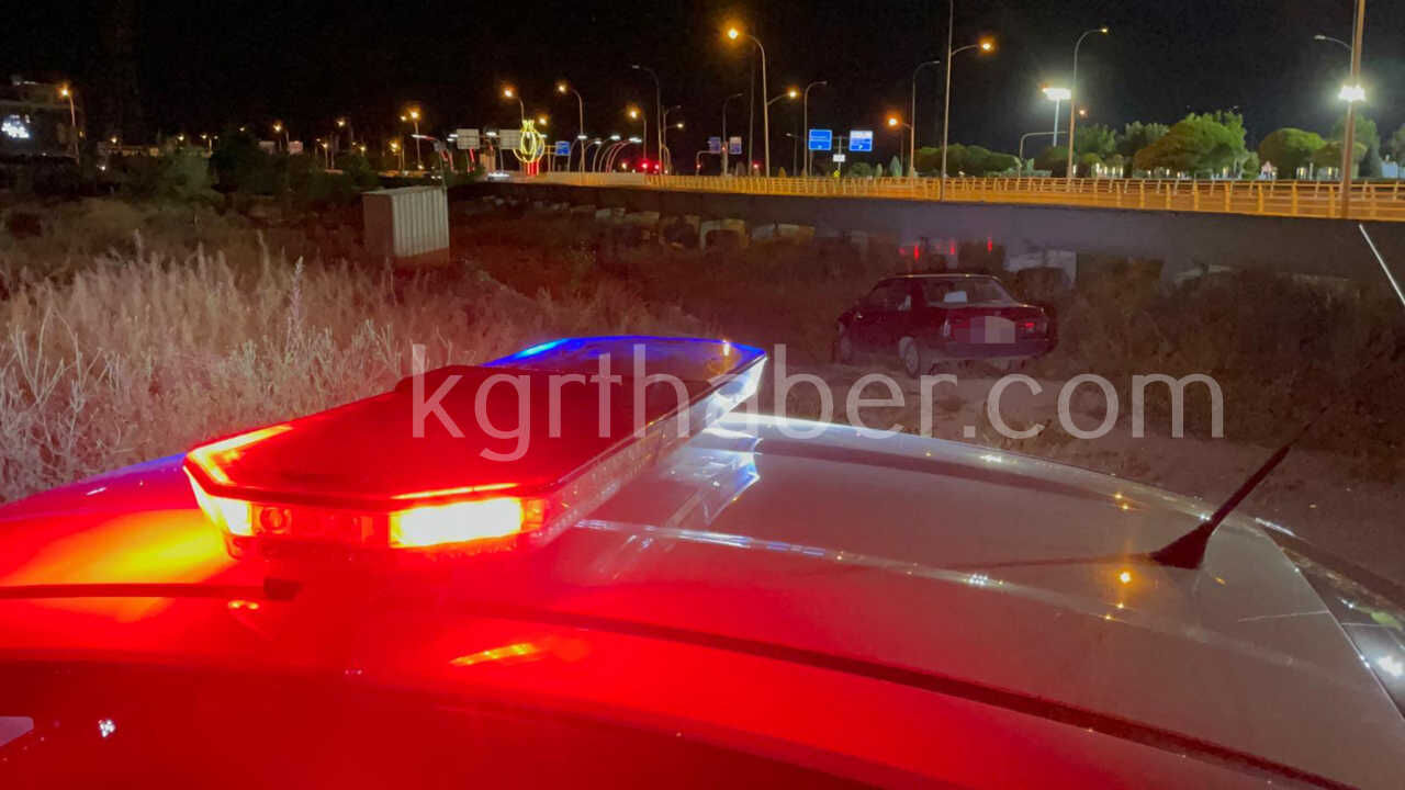 Kazaya Karisip Olay Yerinden Ayrilan Surucu Alkollu Cikti 101 Bin Lira Ceza Kesildi5