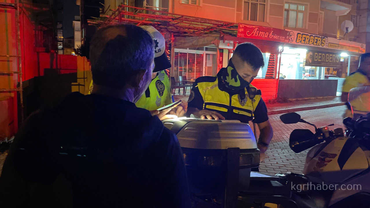 Kirmizi Isik Ihlali Yapan Surucu Alkollu Cikti 74 Bin Lira Ceza3