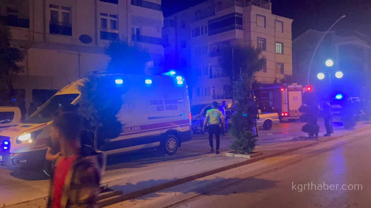 Kontrolden Cikan Pikap Karsi Seride Gecerek Park Halindeki Araclara Carpti 1 Yarali13