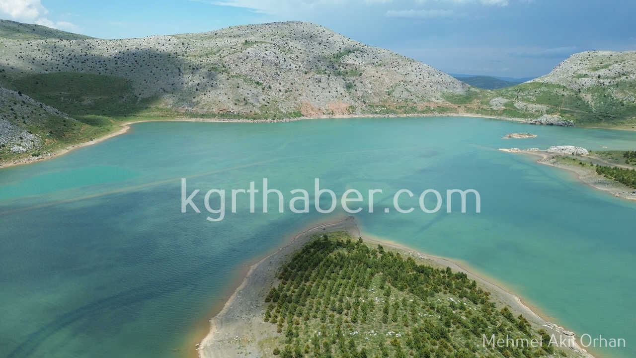 Konyada Kuruyan Sariot Golu Su Tuttu Muhtesem Manzarasiyla Ziyaretcilerini Bekliyor5
