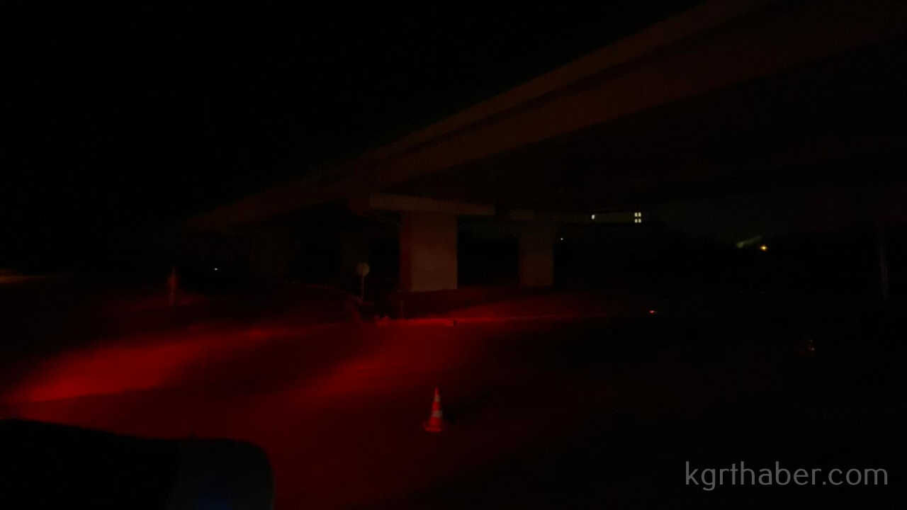 Koprulu Kavsakta Aydinlatma Diregi Yok Kazaya Davetiye Cikariyor0