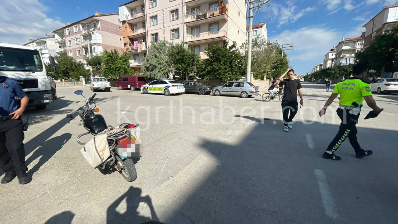 Motosikletle Carpisan Otomobil Kaza Yerinden Ayrildi 46 Bin Lira Ceza Kesildi2
